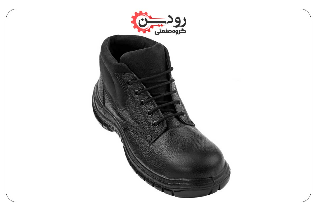 معروف ترین کفش ایمنی ایمن میلان تبریز، کفش ایمنی های زیره نسوز این شرکت است.